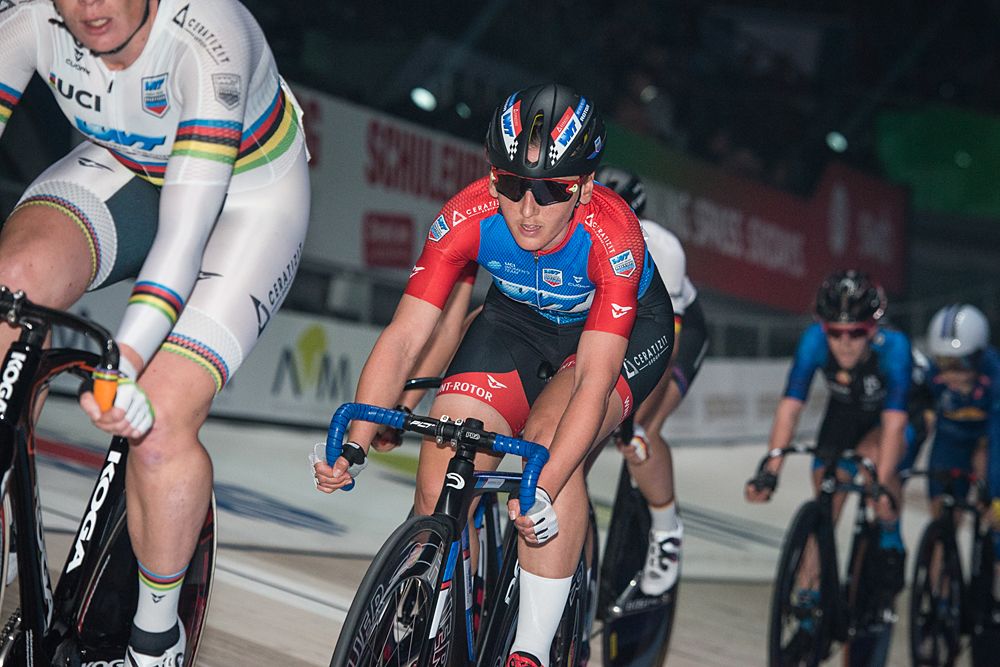 Lisa Brennauer (WNT-Rotor) racing Bremen Six Day