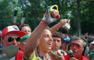 1989: LeMond's moment Photo: © AFP
