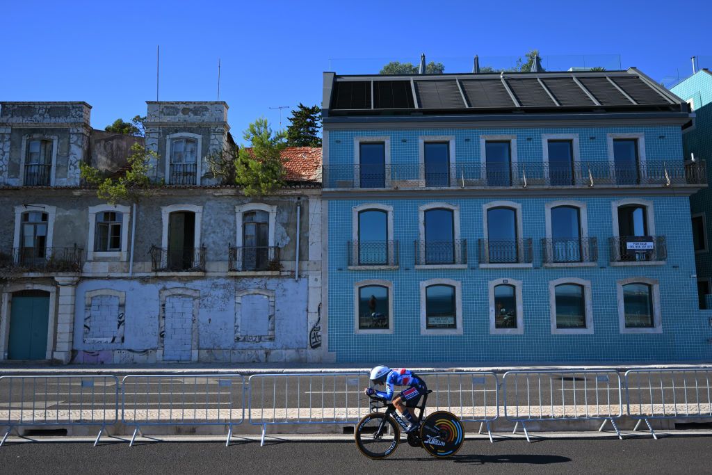OEIRAS PORTUGAL AUGUST 17 Mikel Landa of Spain and Team TRex Quick Step sprints during the 79th La Vuelta Ciclista a Espana 2024 Stage 1 a 12km individual time trial stage from Lisbon to Oeiras UCIWT on August 17 2024 in Oeiras Portugal Photo by Tim de WaeleGetty Images