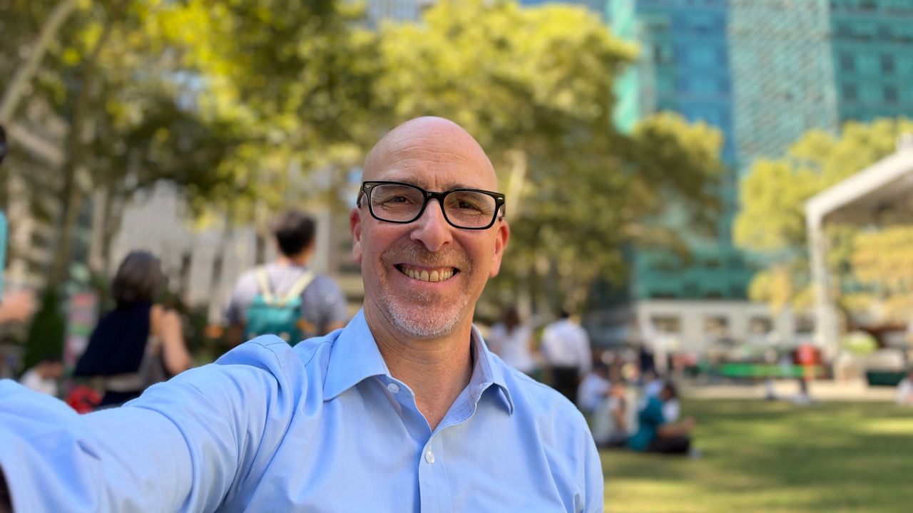 iPhone 18 Pro Max variable aperture test