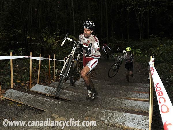 Chris Sheppard (Rocky Mountain) on the run up.