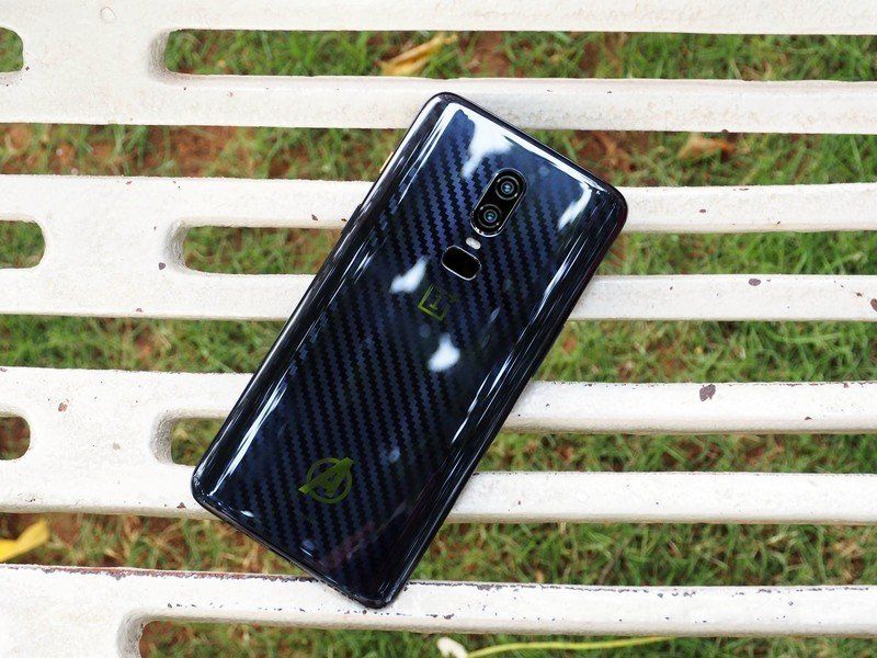 OnePlus 6 Avengers Edition