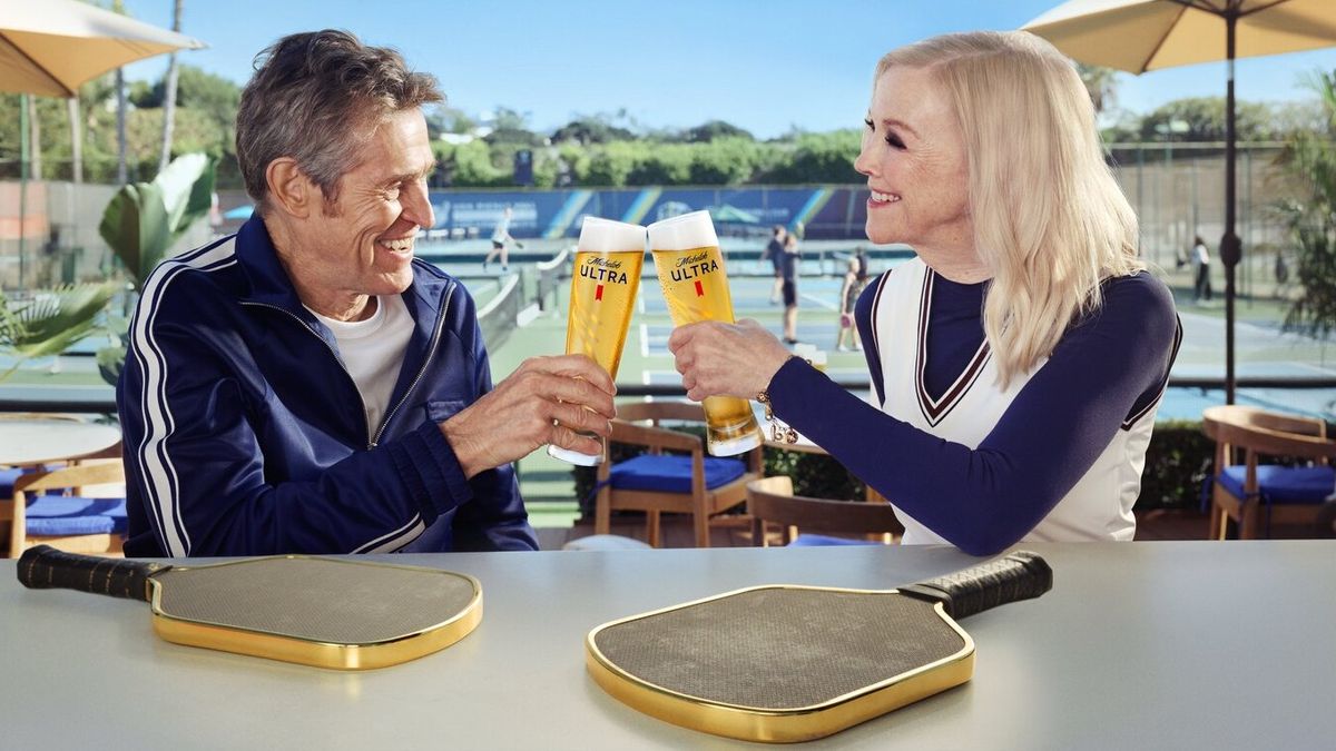 Willem Dafoe and Catherine O&#039;Hara in a Super Bowl 2025 ad for Michelob Ultra