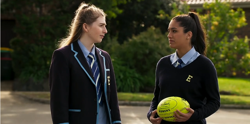 Neighbours, Mackenzie Hargreaves, Yashvi Rebecchi