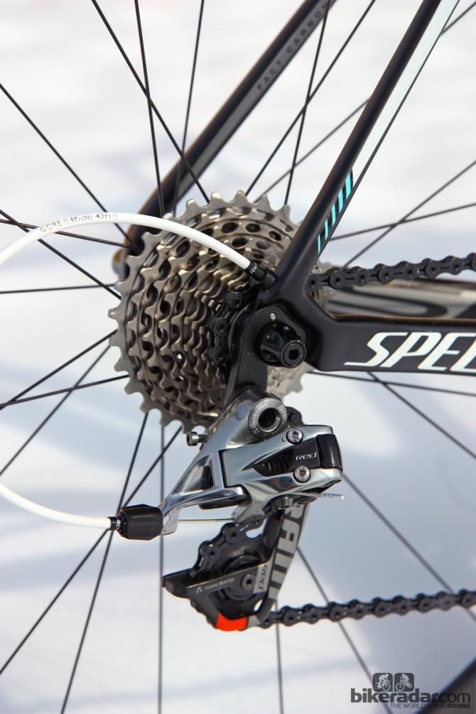 Our test bike came with a mountain taming 11-28T cassette.