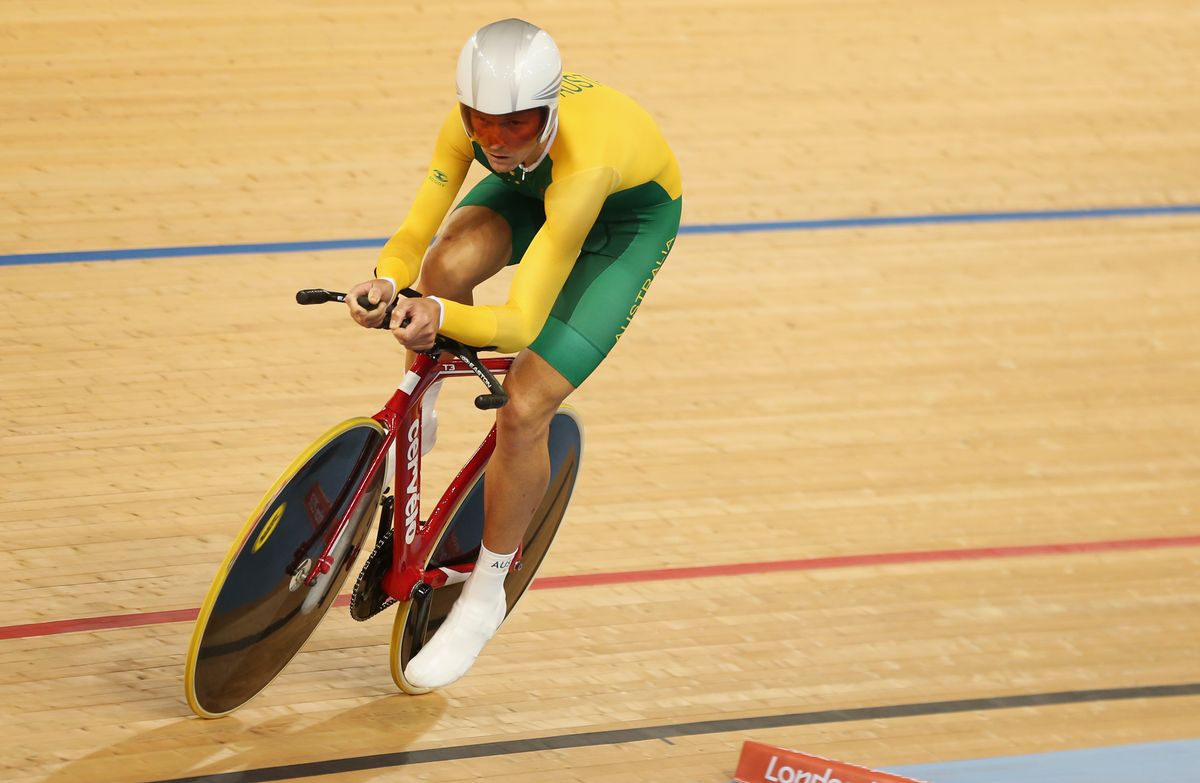 Michael Gallagher riding in the indiviual pursuit at the 2012 Olympic Games