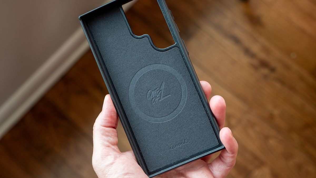 Carved cases for the Samsung Galaxy S23 Ultra