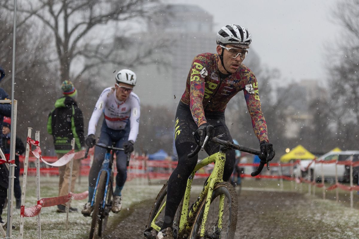 It took about 2 laps for the two strongest riders in the race, Curtis White (Steve Tilford Foundation Racing) and Eric Brunner (Blue Competiton Cycles p-b Build) to separate themselves from the rest of the field as snow started to blanket the course.