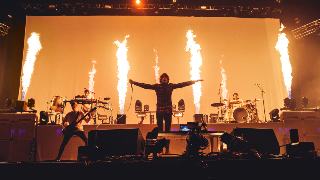 OLivEr SyKeS – Bring Me The Horizon 'The Shadow Moses Headlines Good  Things' – Wall Of Sound
