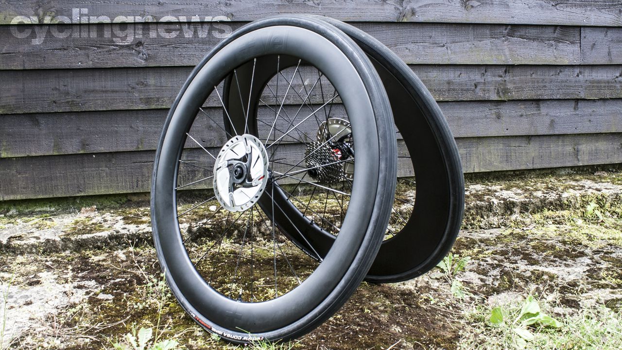 Vel 6085 RSL Disc wheels