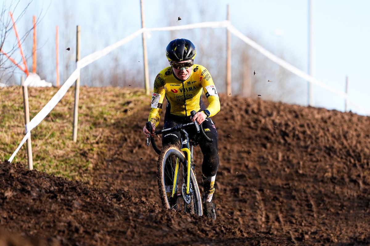 Picture by Olly Hassell/SWpix.com - 12/01/2024 - Cycling - British Cycling Lloyds Cyclo-cross National Championships 2025 - Cyclopark, Gravesend, Kent - Elite Female - Imogen Wolff (TEAM VISMA - LEASE A BIKE)