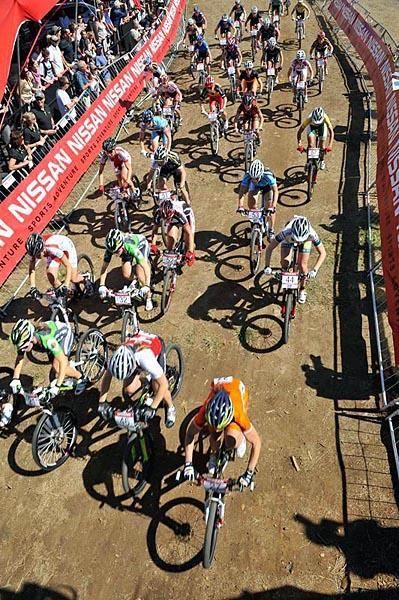 The start of the women's World Cup cross country race in Pietermaritzburg, South Africa in 2009.