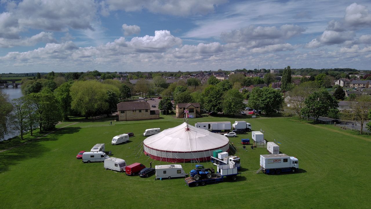 Photo of a cirus tent in a field taken with the Holy Stone Sirius HS900