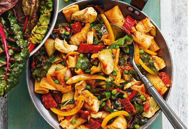 Slimming World&#039;s rigatoni with artichokes and chard