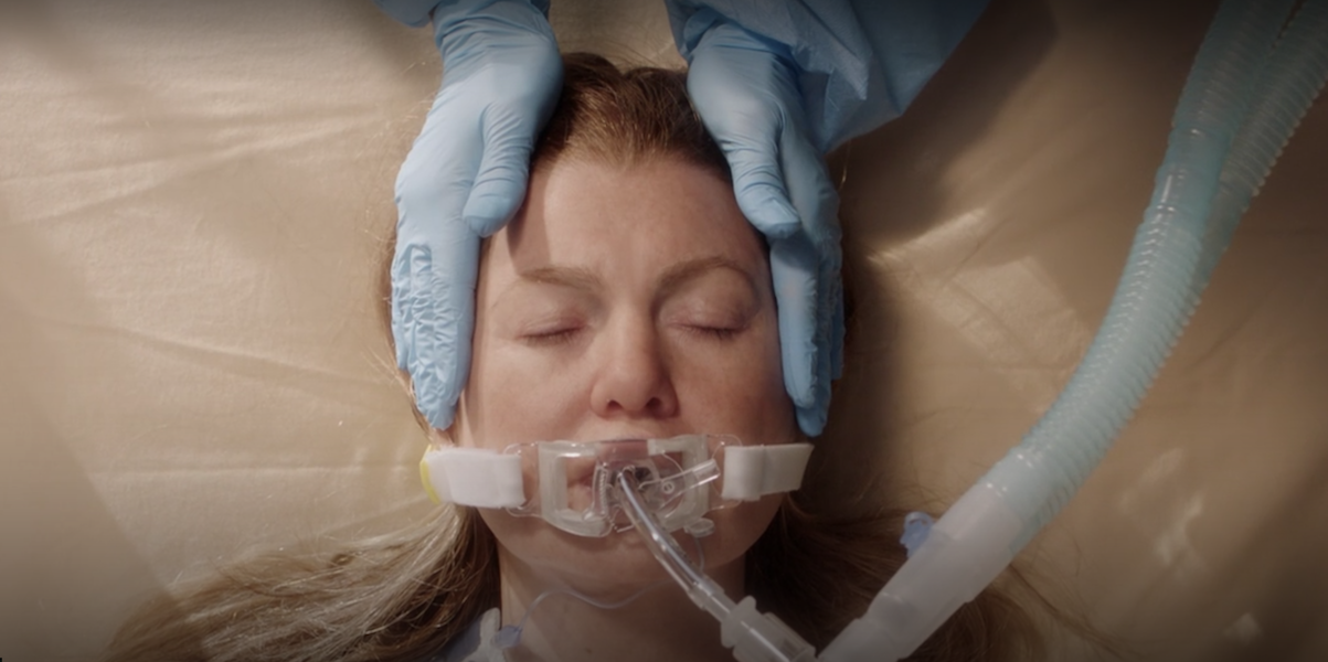 Grey&#039;s Anatomy Meredith Grey unconscious covid