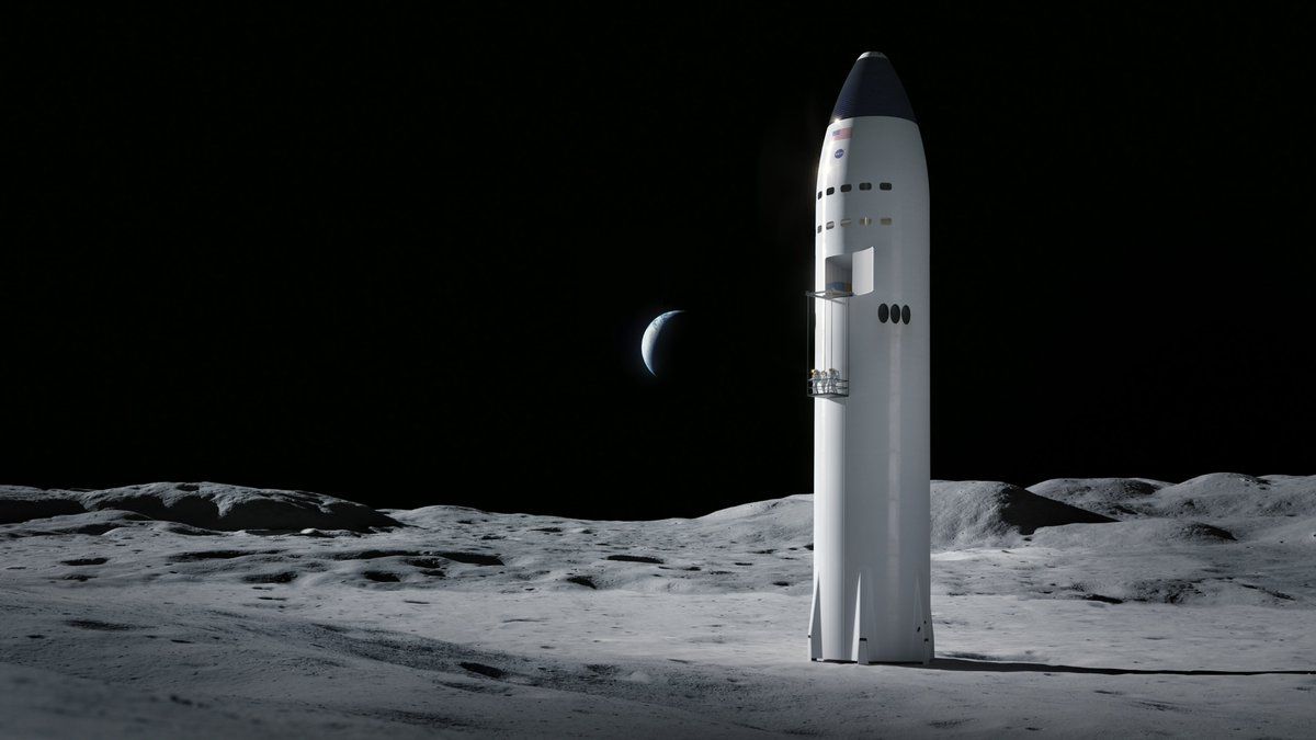 SpaceX could land astronauts on the moon in 2024, Elon Musk says