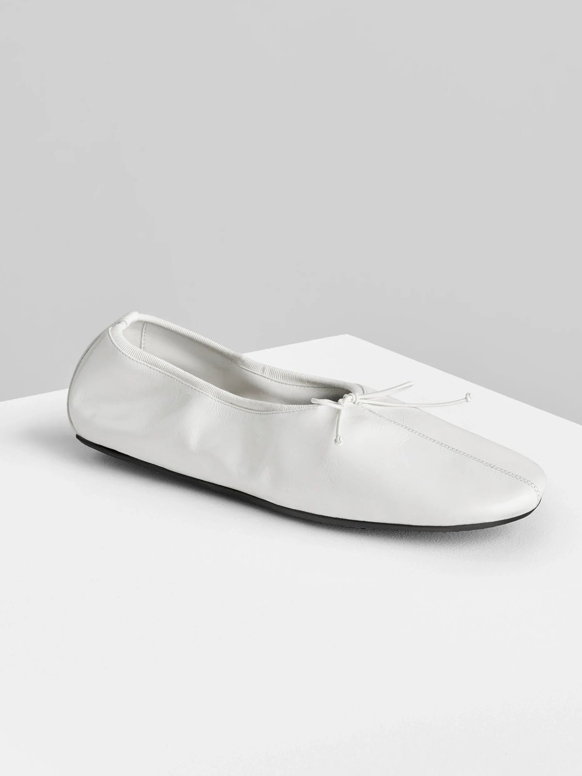 Gathered Flat | White Leather