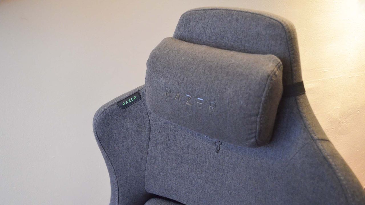 A Razer Iskur Fabric gaming chair in a living room