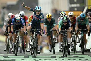 As it happened: Race brought back for another bunch sprint despite late flurry of attacks at stage 12 of the Tour de France