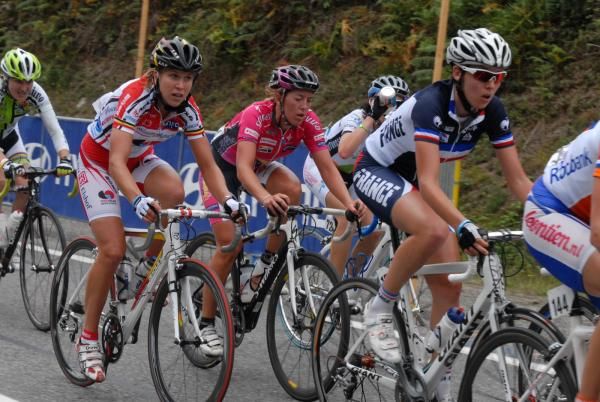 Ludivie Henrion, Beatric Thomas and Aude Biannic at the GP de Plouay-Bretagne