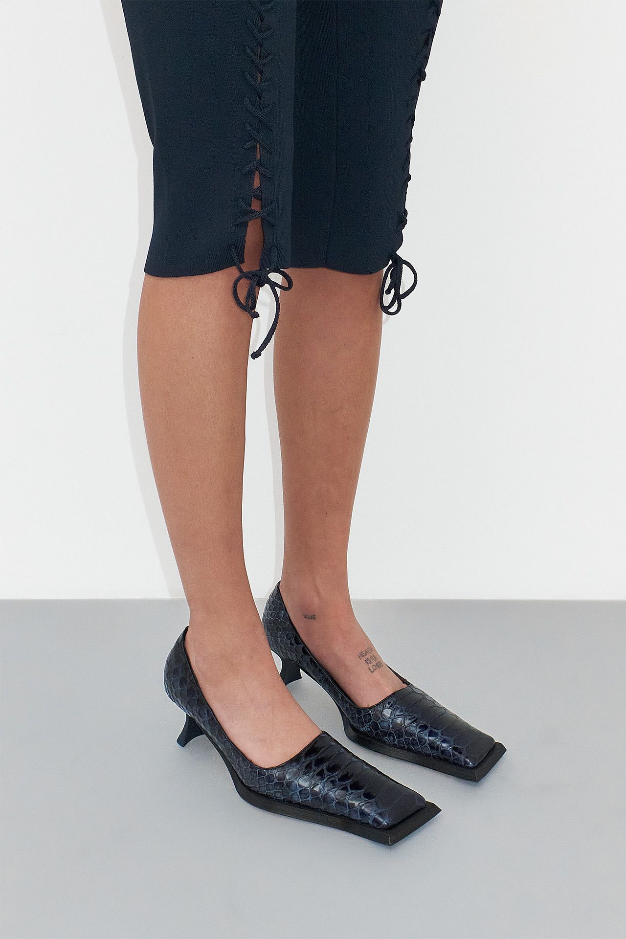 Marith Navy Snake Courts