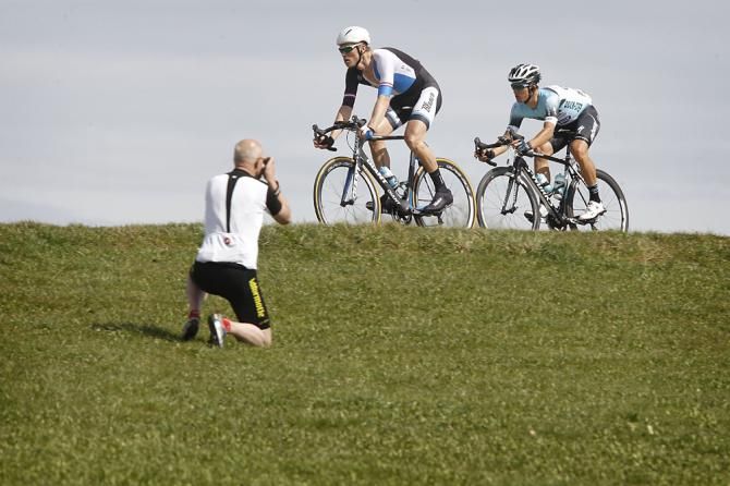 Lars Boom (Blanco) chasing