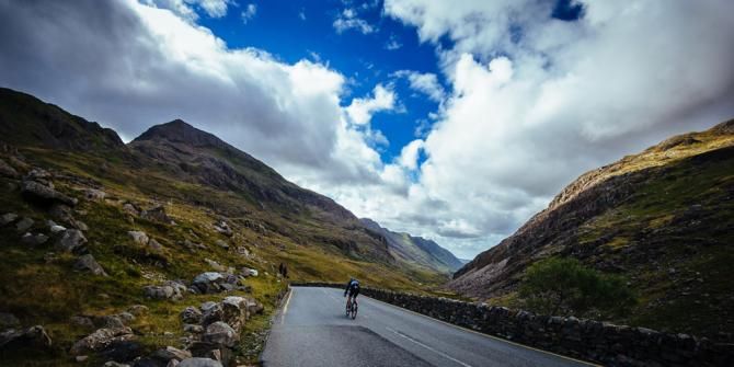 A lone Sky rider descends.