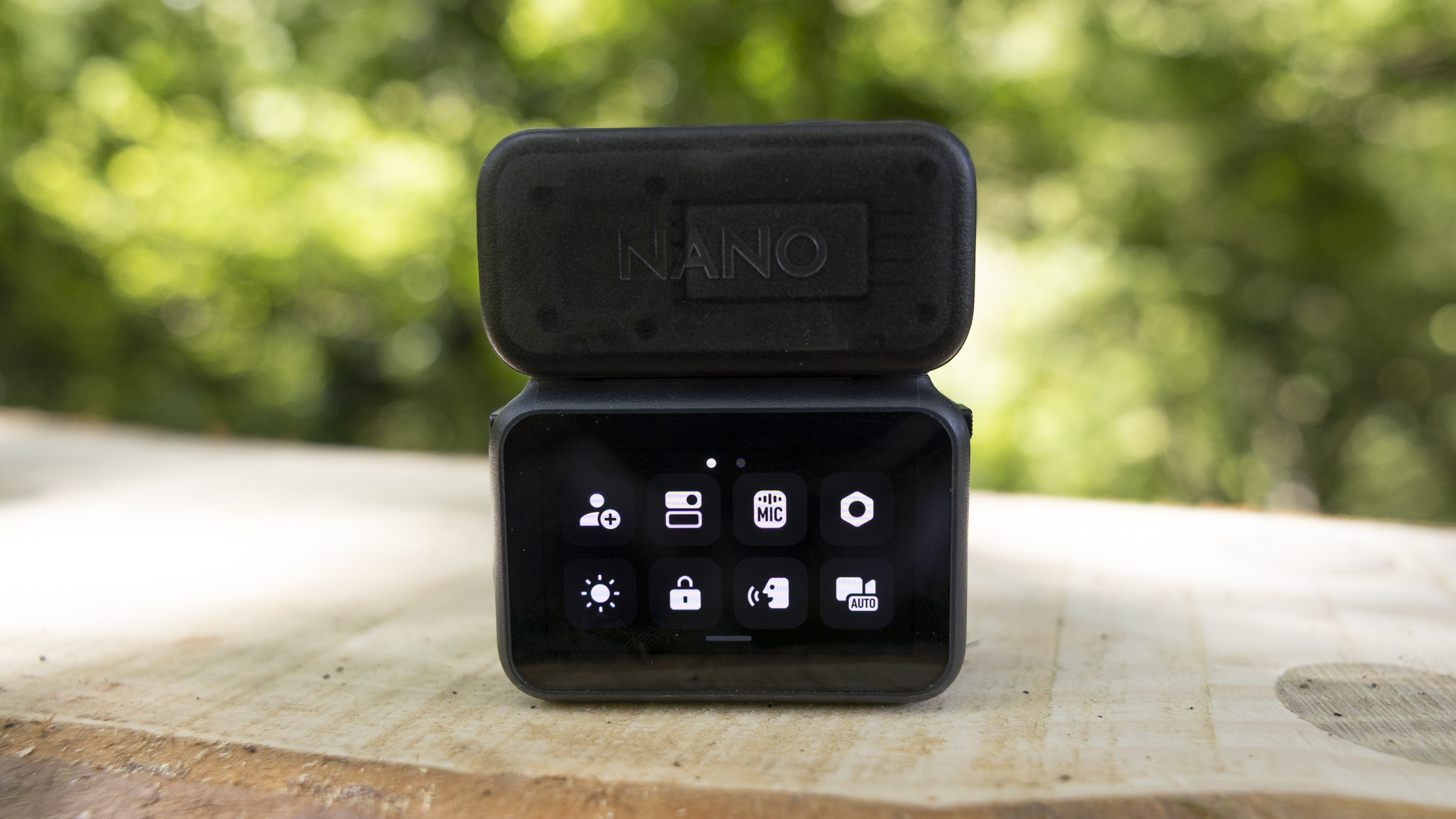The LCD screen on the DJI Osmo Nano in the sunshine