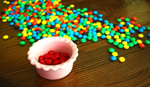 Red, M&M'S Wiki