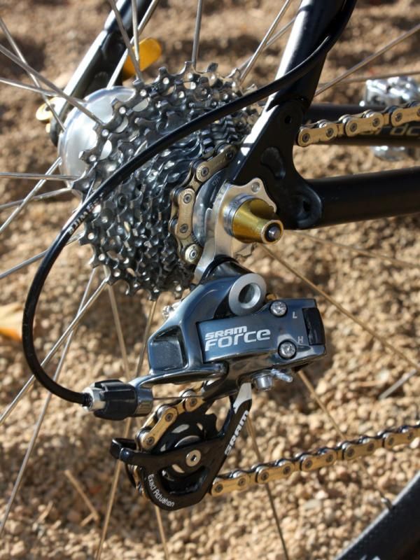 A 12-26T SRAM PG-1070 cassette provides plenty of range for most 'cross courses.