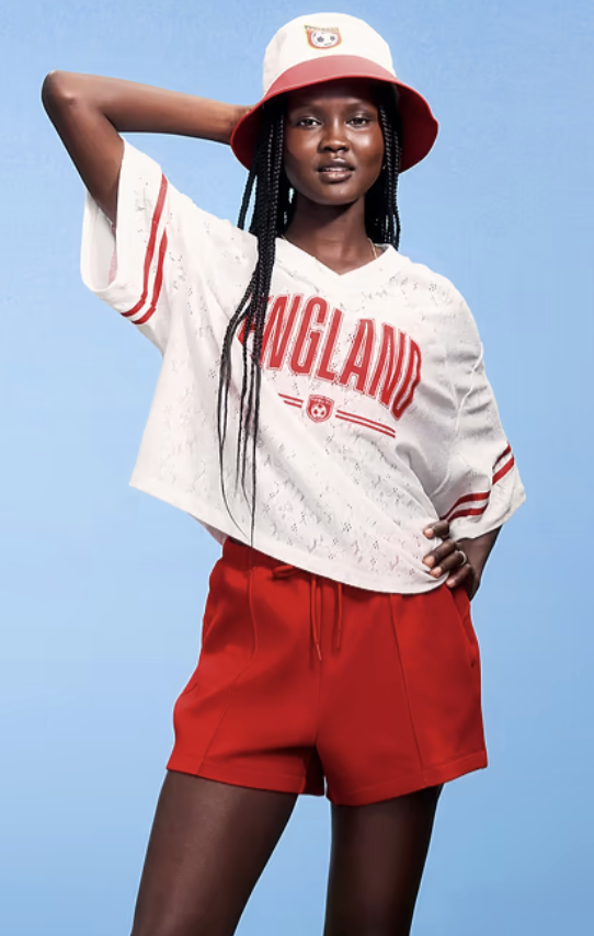 Old Navy, Fifa World Cup 26&amp;trade; England Boxy Lace V-Neck T-Shirt