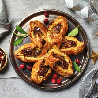 Tesco Finest Roasted Vegetable & Cranberry Star