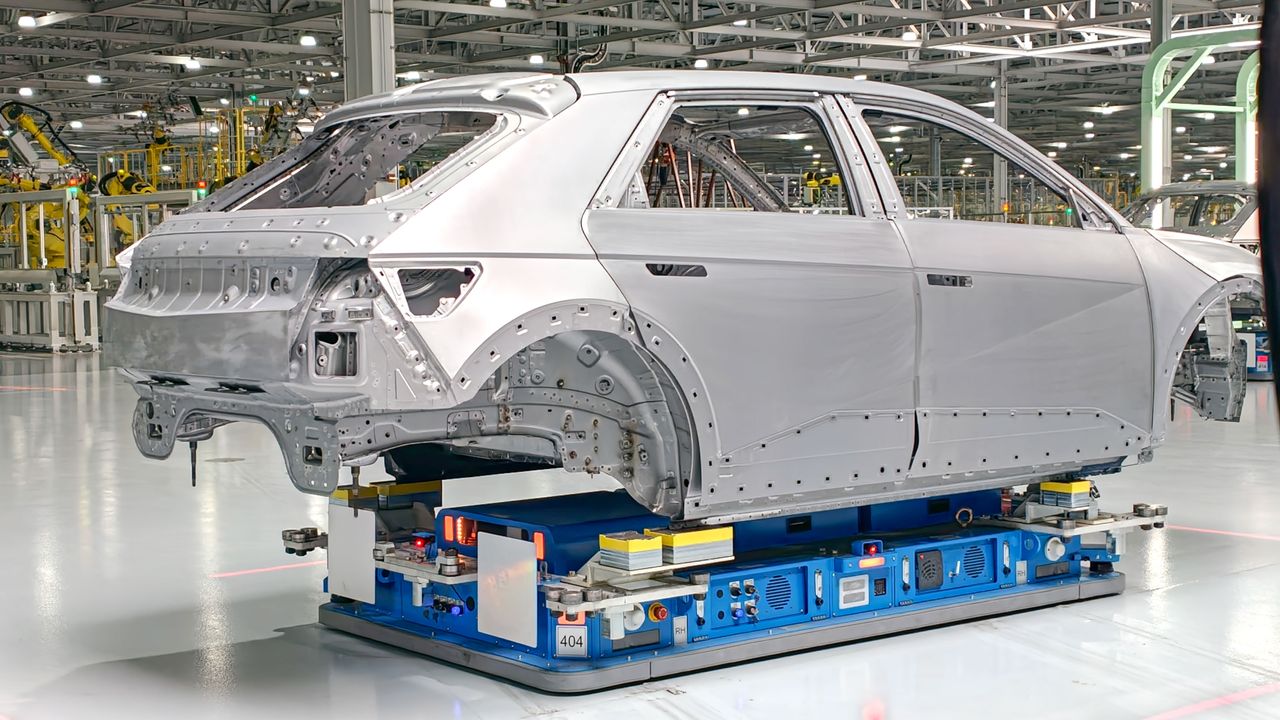 Hyundai Metaplant tour.