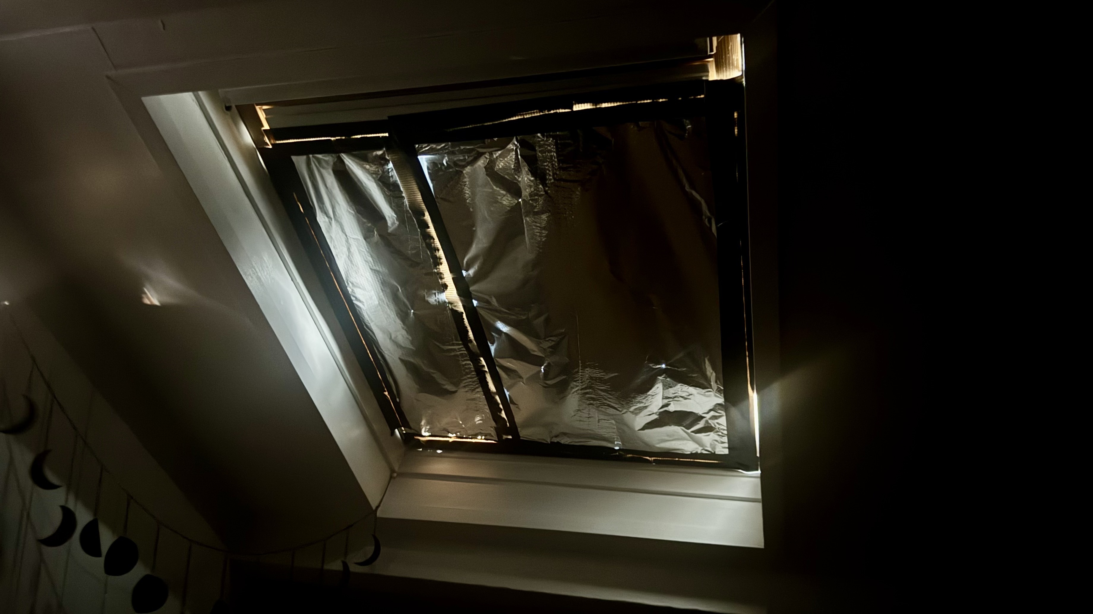 Foil over bedroom windows cooling hack