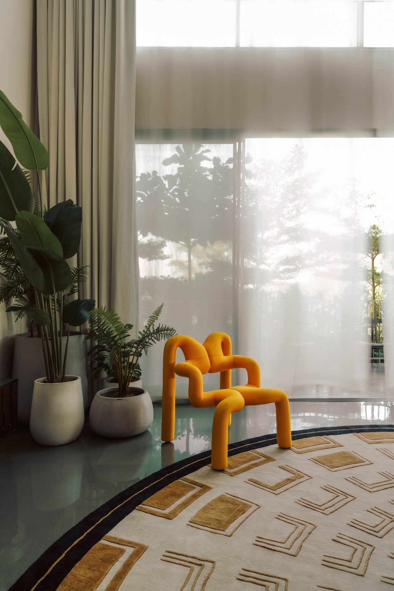 Interior views, Solidus House