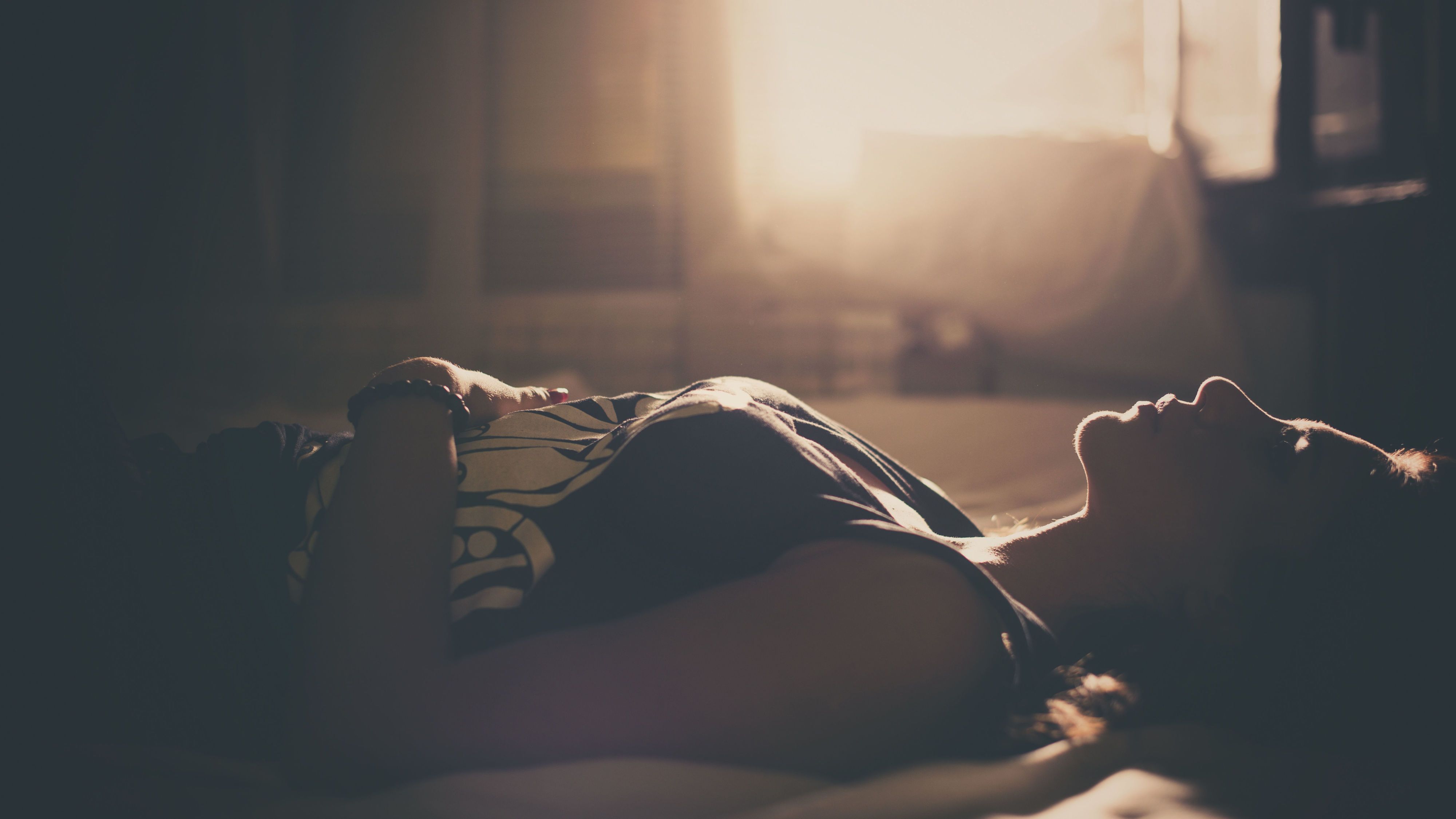 Comfort, Darkness, Flash photography, Sleep, Nap, Backlighting, Flesh, Shadow,