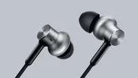 Buy Mi Basic in-ear on Amazon @ Rs 499