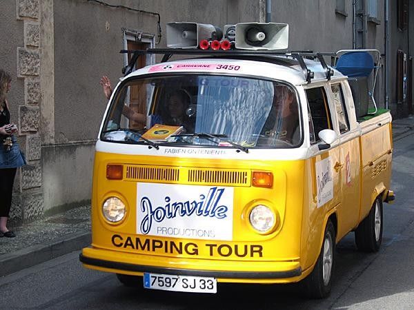 Caravan Volkswagen bus truck.