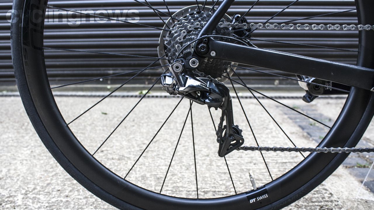 Merida Scultura Disc 10K-E road bike