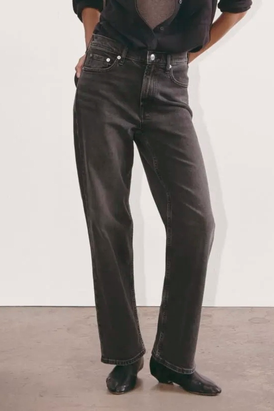 Everlane , The Cheeky Straight Jean 