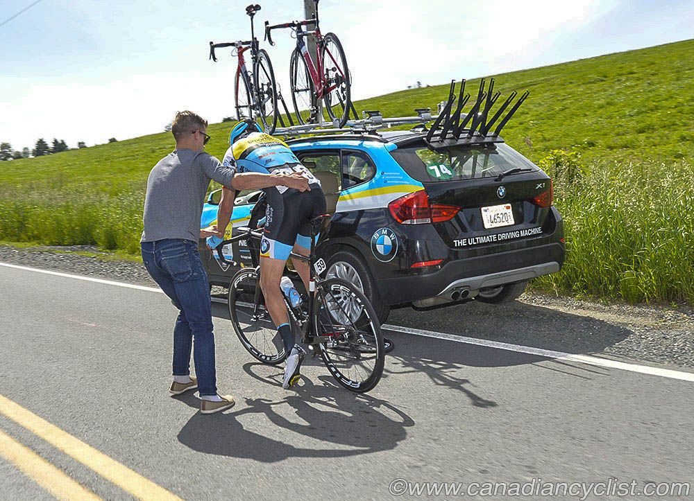 Kristofer Dahl (Team SmartStop) gets a quick wheel change