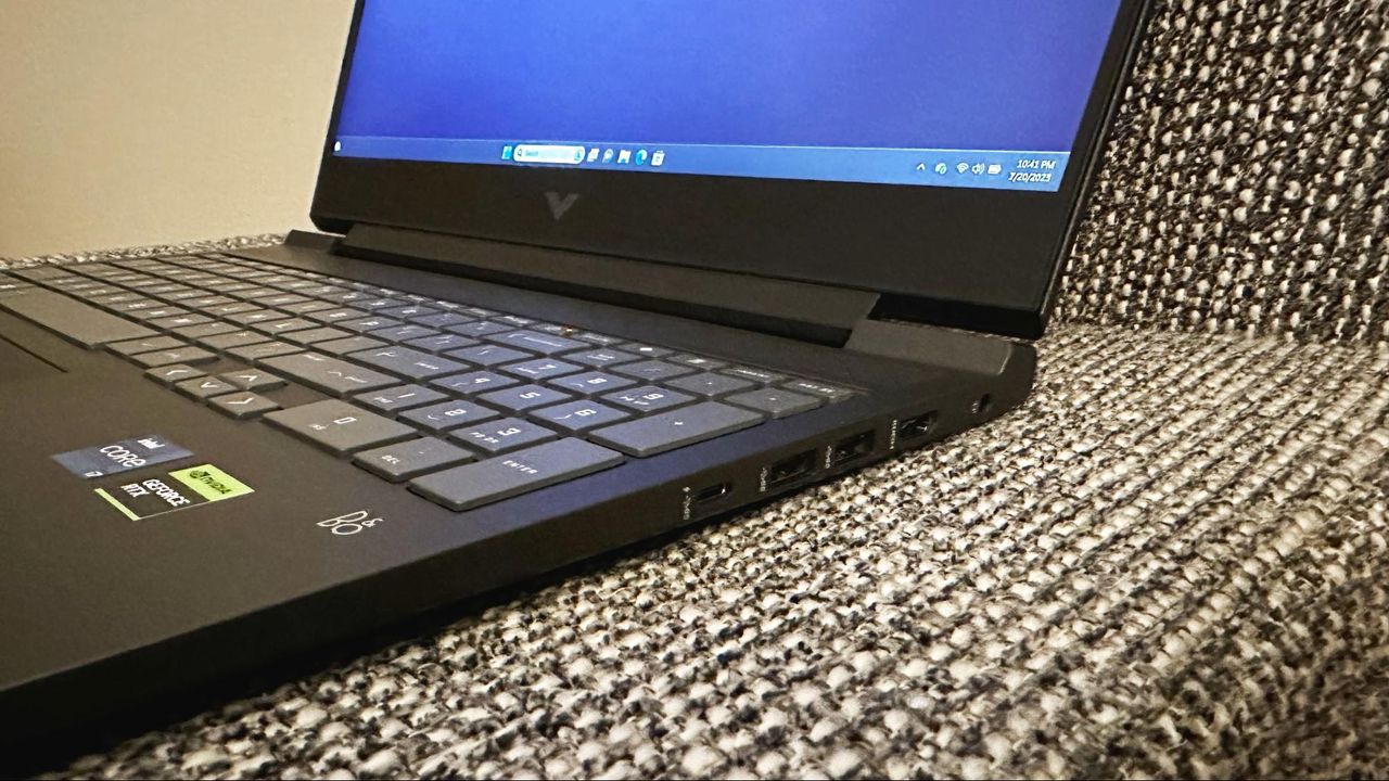 HP Victus 16