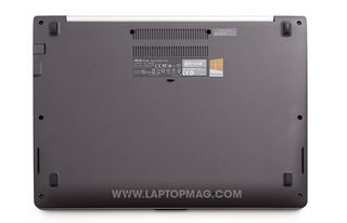 ASUS VivoBook S400CA-UH51 Bottom