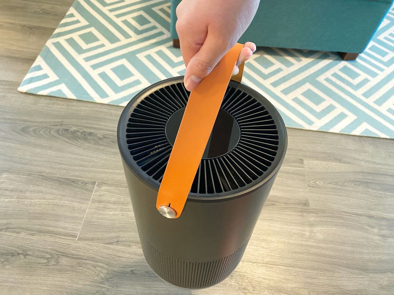 Smartmi P1 Air Purifier Review Handle