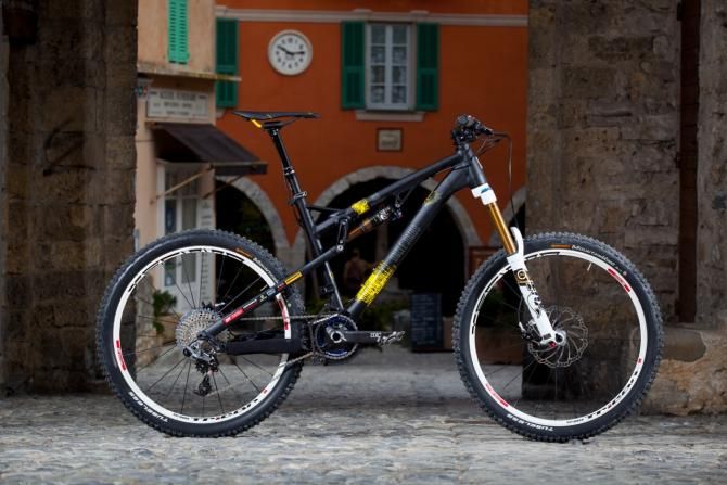 The Rose Vaujany team's enduro bike