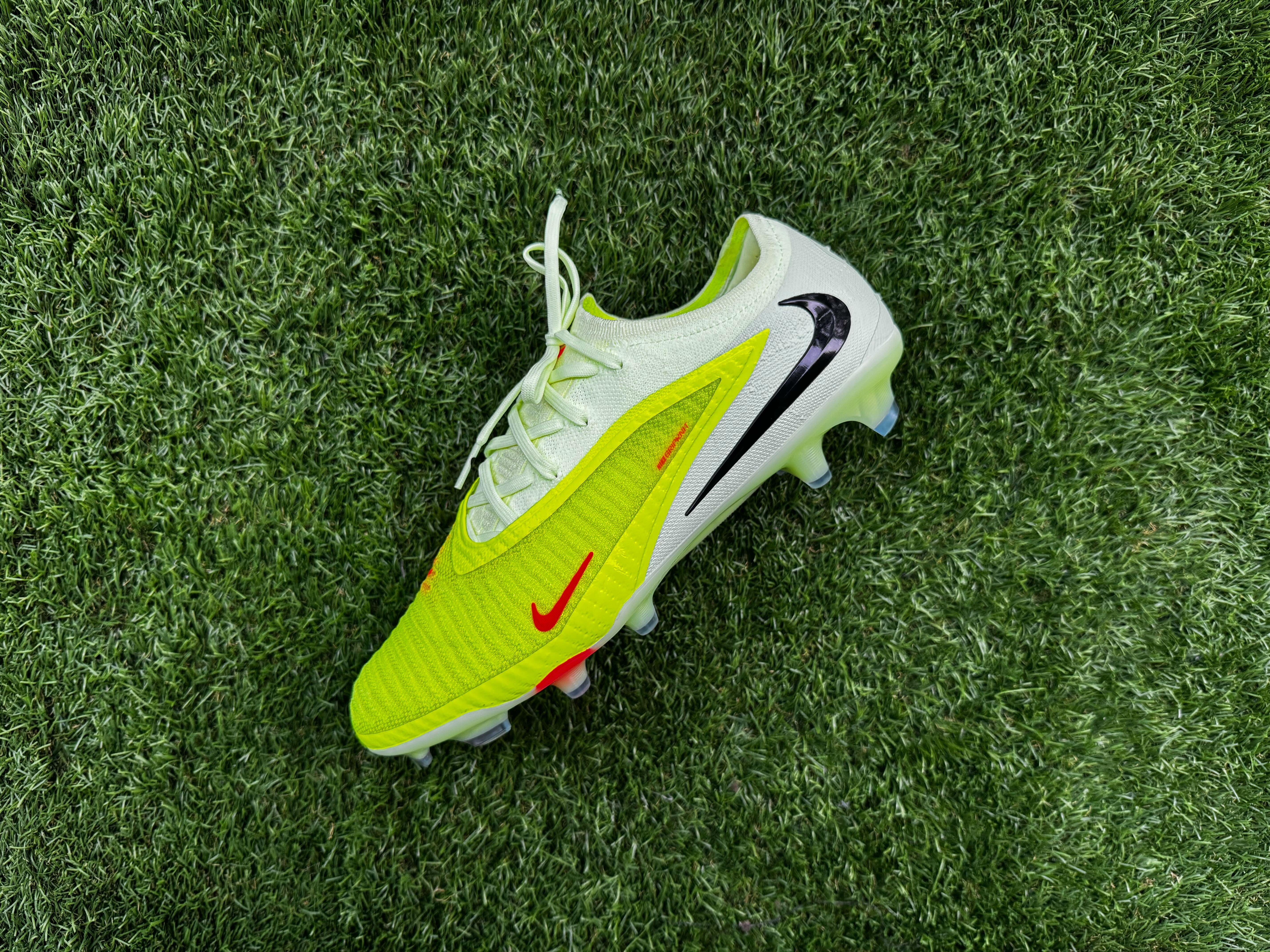 Nike Phantom 6 Elite