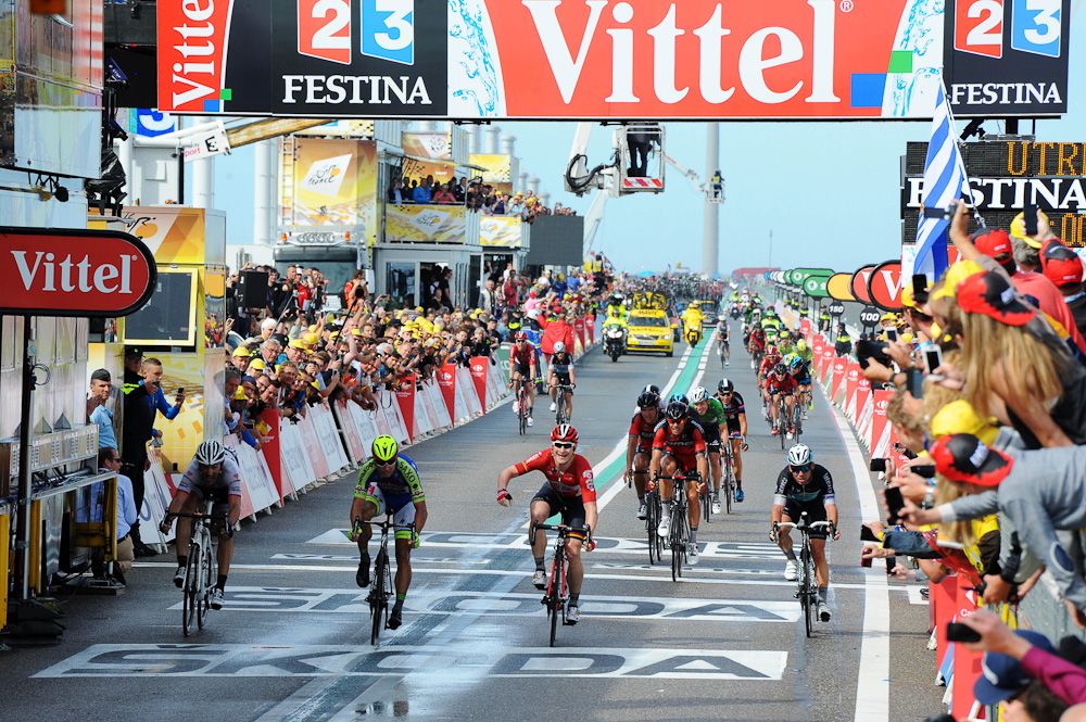 Andre Greipel wins stage 2 of the 2015 Tour de France.