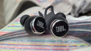 the jbl reflect flow pro true wireless earbuds