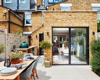 VictoriVictorian house extended outwards and upwards to create the bright, airy and sociable home