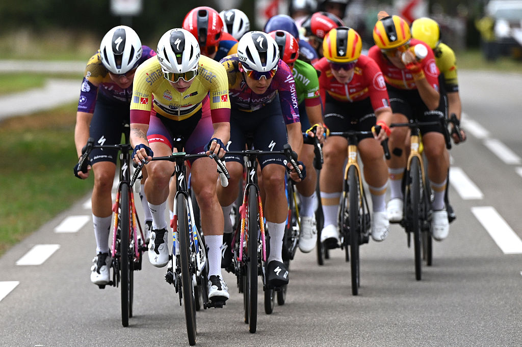 Stage 2 at the Simac Ladies Tour 2025